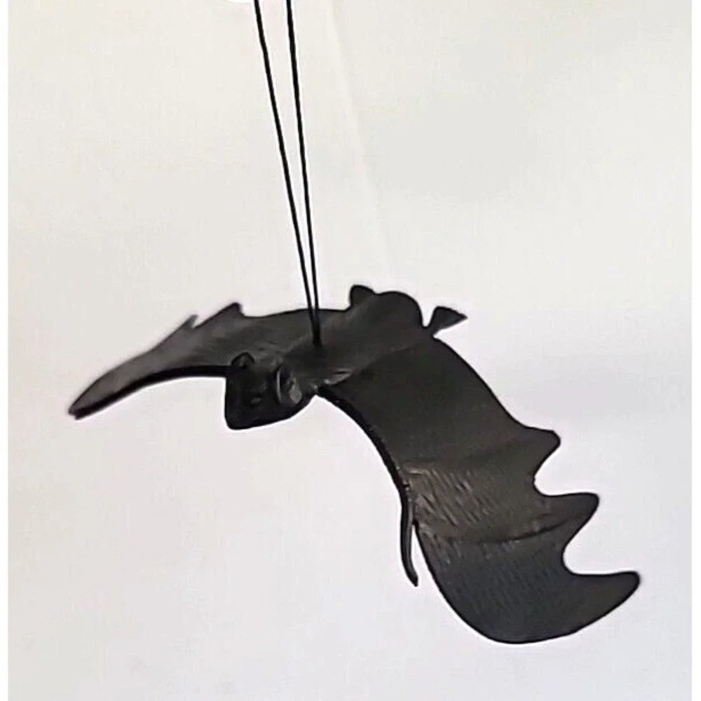 17 Piece Halloween Hanging Rubber Bats+Furry Spider+Rubber Rat Props Scary Decor